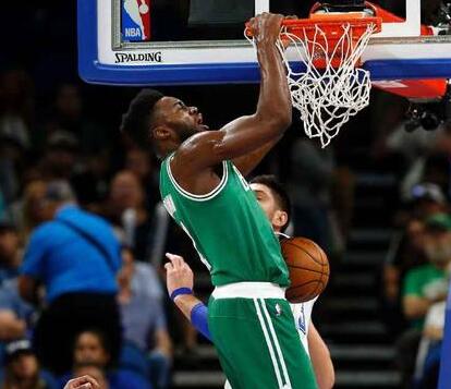 场被迫长传 场被迫长传